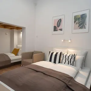  Apartamento Located, 150 M2 5 Bedrooms Apt.,
