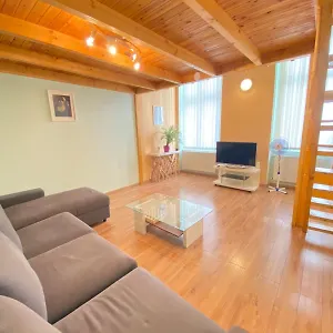  Apartamento Chocolate In The Hearth Of
