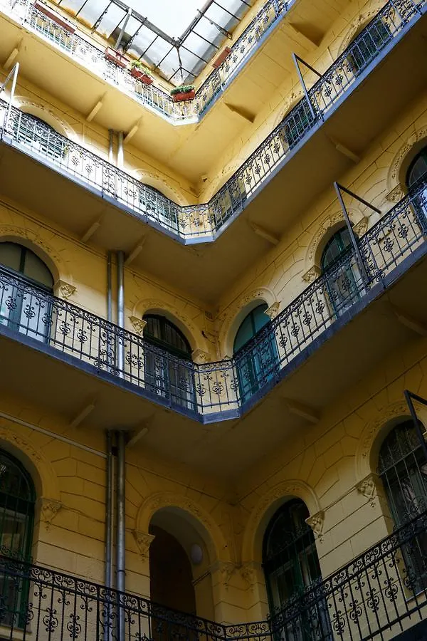 Jenny Luxury Two Bedrooms Apartment. Budapest 0*,  Hungary
